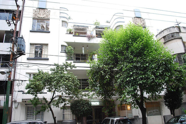 Edificio en renta en Hacienda de Echegaray, Naucalpan, Estado de México – 950 m²