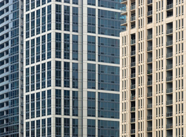 Edificio en renta en La Banda, Santa Catarina, Nuevo León – 1,045 m²