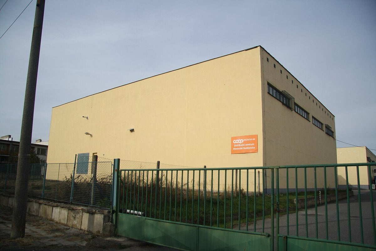 Foto ilustrativa: bodega (anuncio de ejemplo)
