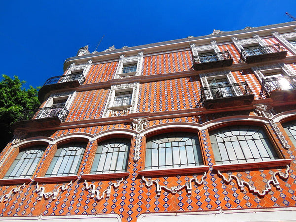 Foto ilustrativa: edificio (anuncio de ejemplo)